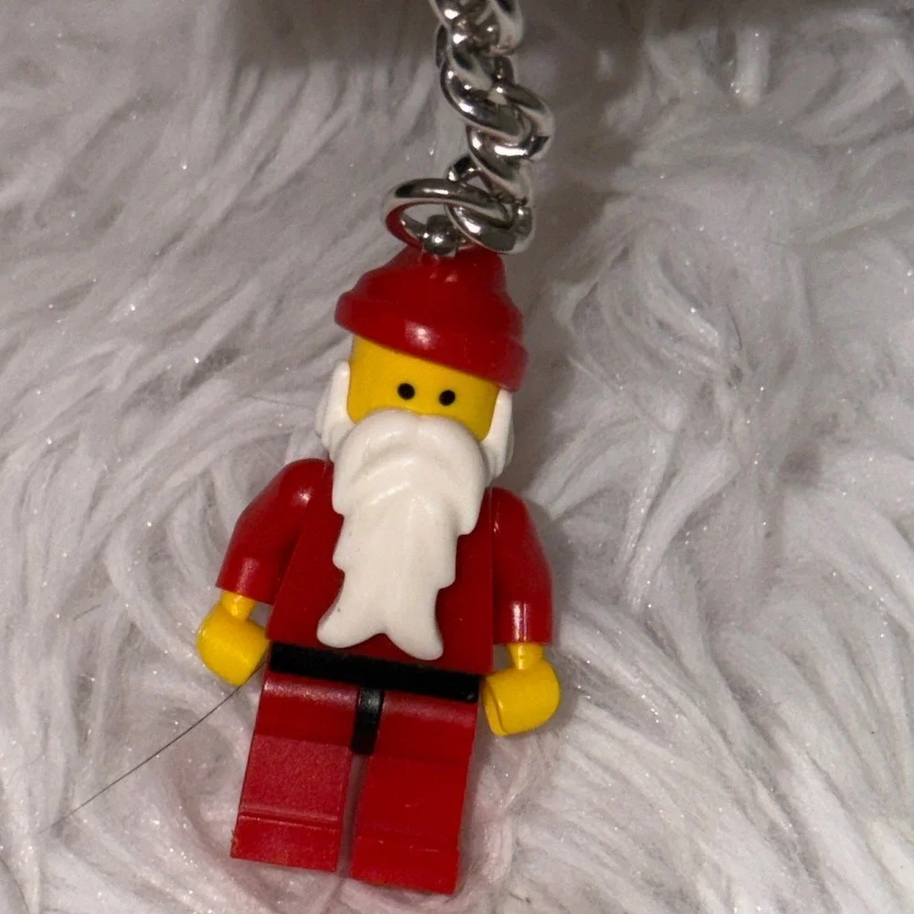 LEGO Santa Claus Minifigure Keychain Red Holiday Christmas 850150 2009 NWT